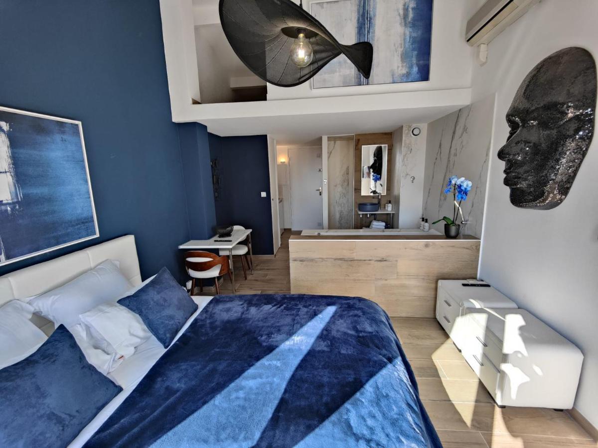 Suites Jm - Les Pins Marines - Jacuzzi & Vue Mer Bandol Exterior foto